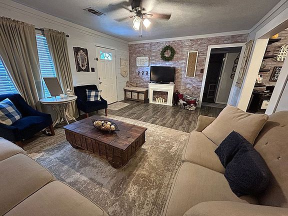 Living/Family Room 2023