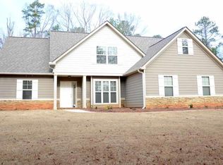 82 Musick Park Dr, Senoia, GA 30276
