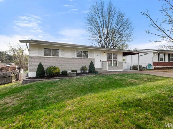 4512 Burncoate Dr, Saint Louis, MO 63129