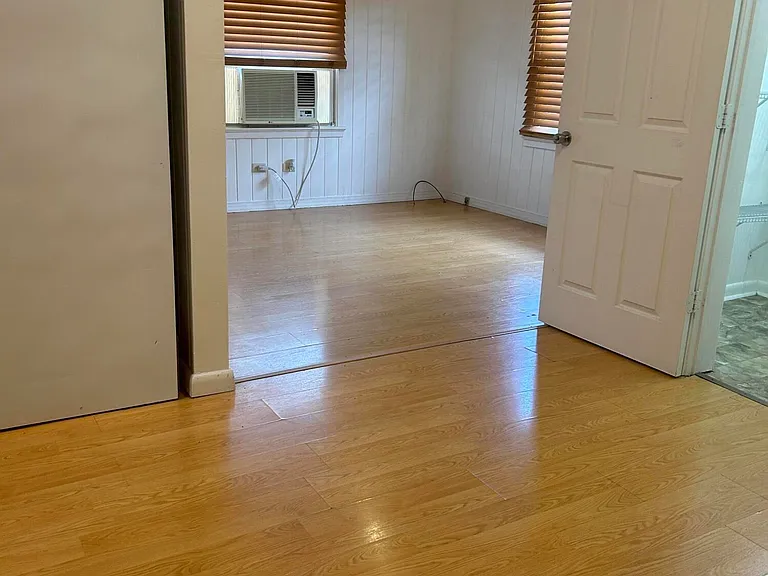 203 Armand St — Photo 2