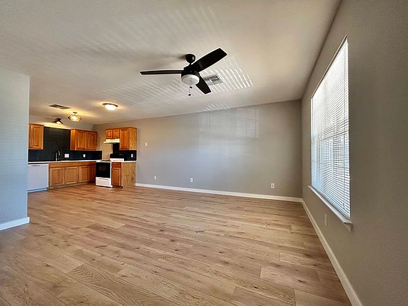 4th image of 1525 Trigg Ln APT 802