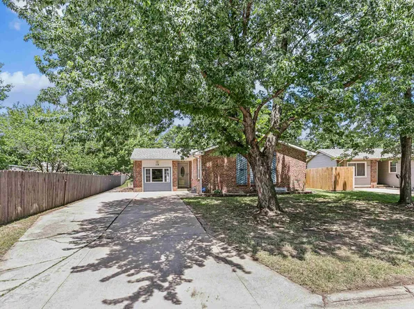 1718 E Charleston St, Wichita, KS 67219