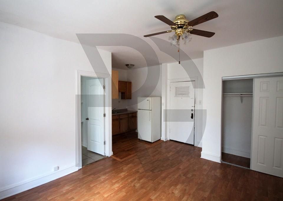 2nd image of 4851 N Damen Ave #4851112