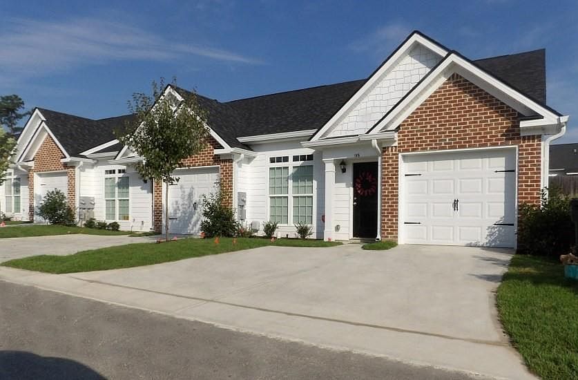 1st image of 1820 Lauren Ln #1820