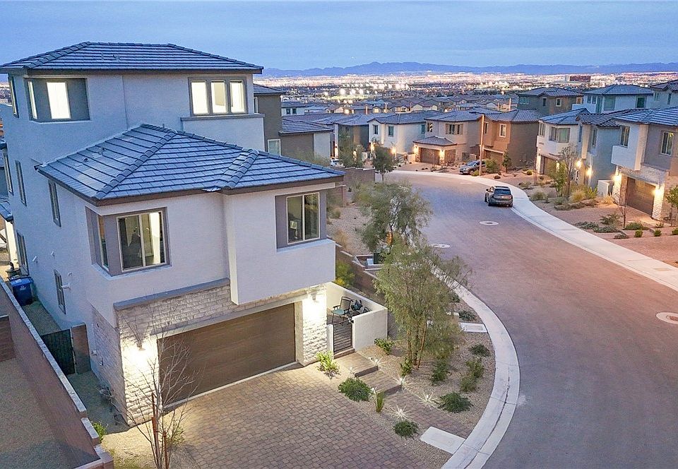 1st image of 11856 Dragontail Peak Ave