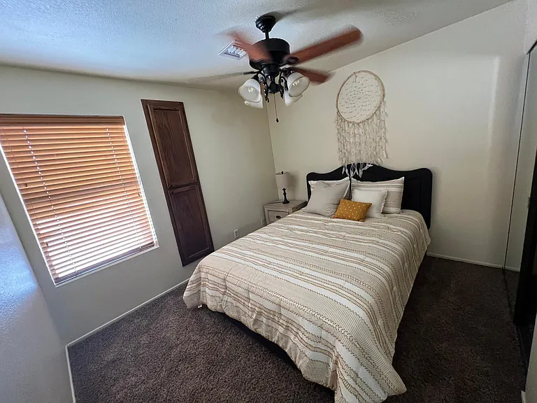 2184 E 27th Ln — Photo 12