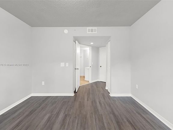 5th image of 4163 N Haverhill Rd APT 1212