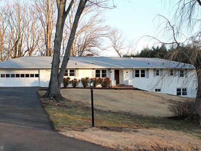 2109 Carrhill Rd, Vienna, VA, 22181