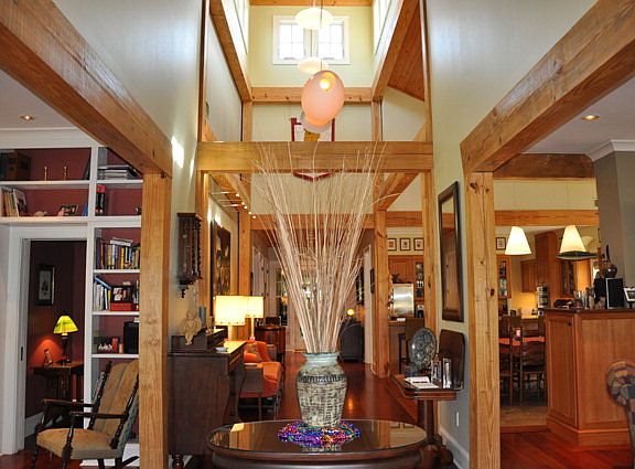 Entry/Foyer