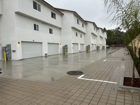 2270 Primrose Ave #11, Vista, CA 92083