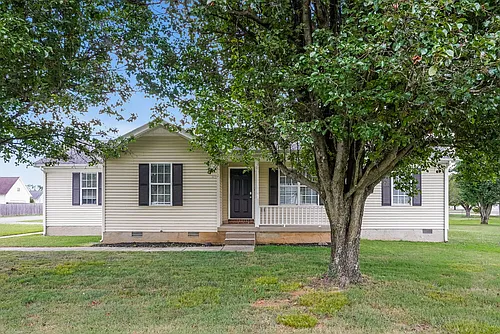 2826 Henderson Ln Photo 1