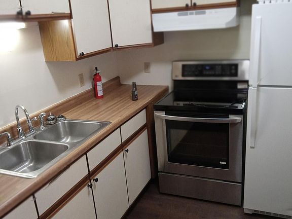 4th image of 340 Lakeview Ave #A
