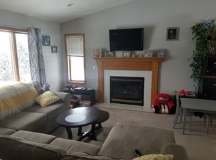 9 Dunraven Ct, Madison, WI 53705