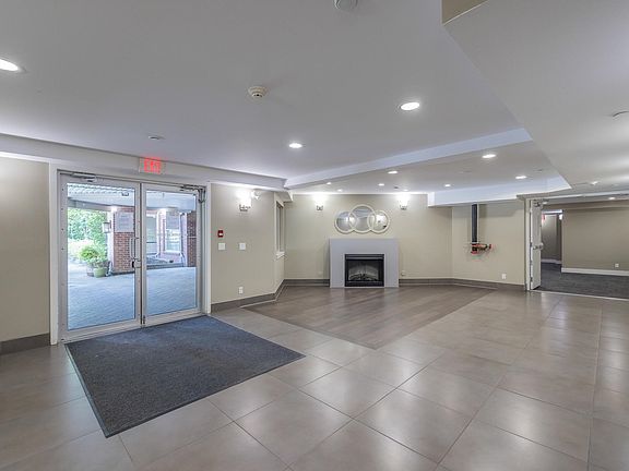 4th image of 2233 McKenzie Rd #418