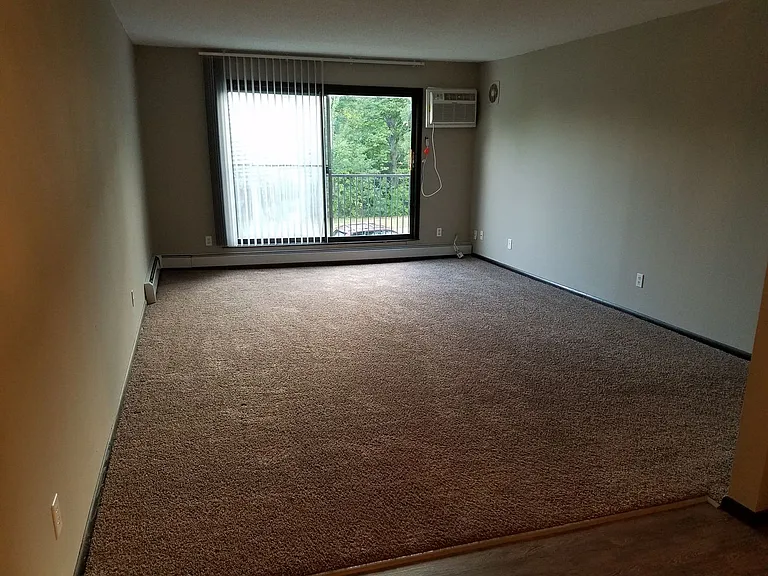 Briar Oaks Apartments — Photo 5
