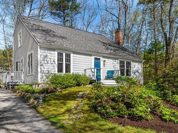 25 Great Hill Drive, Newmarket, NH 03857