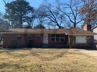 712 Oakland Dr, Fairfield, AL 35064
