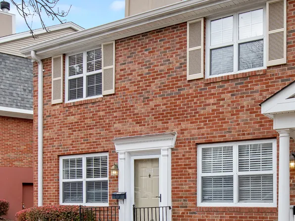 1522 Thrush Ter, Saint Louis, MO 63144