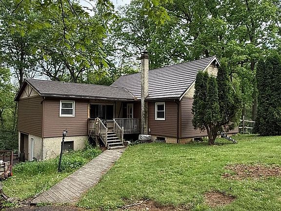 3rd image of 2295 Laurel Ridge Rd
