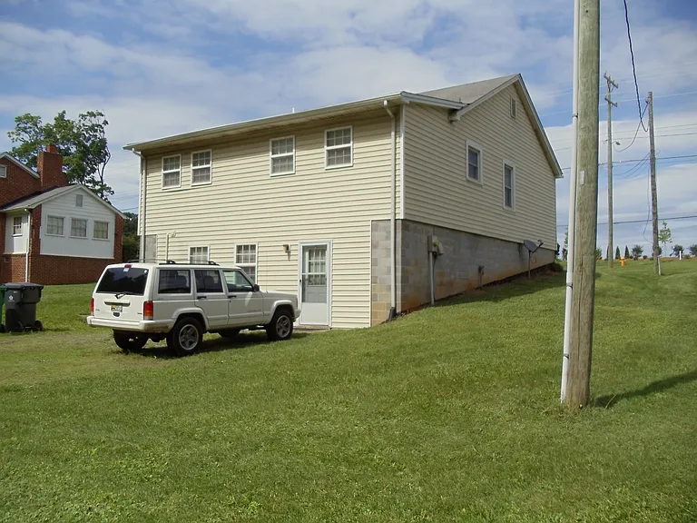 Beatties Ford Rd — Photo 2