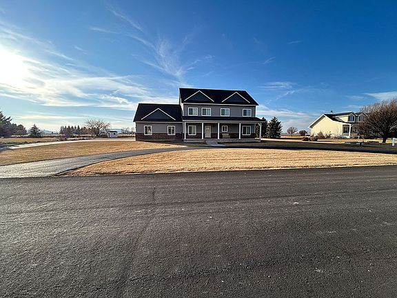 4th image of 851 Heritage Rd