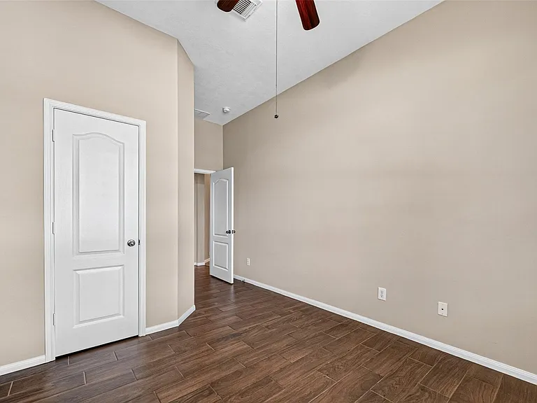 16007 Hidden Manor Dr — Photo 33