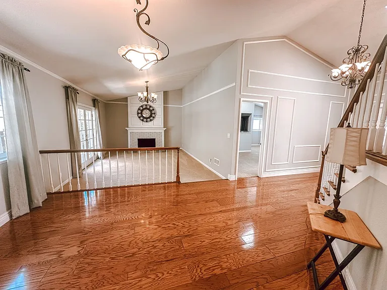 870 Saturn Way — Photo 16