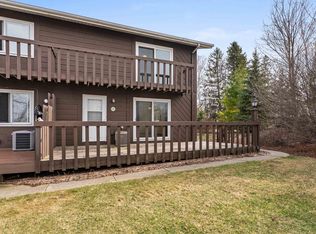 2626 Cross Creek Dr APT C, Sheboygan, WI 53081