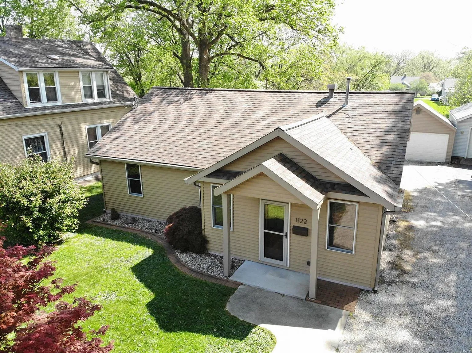 1122 Williams St photo 1