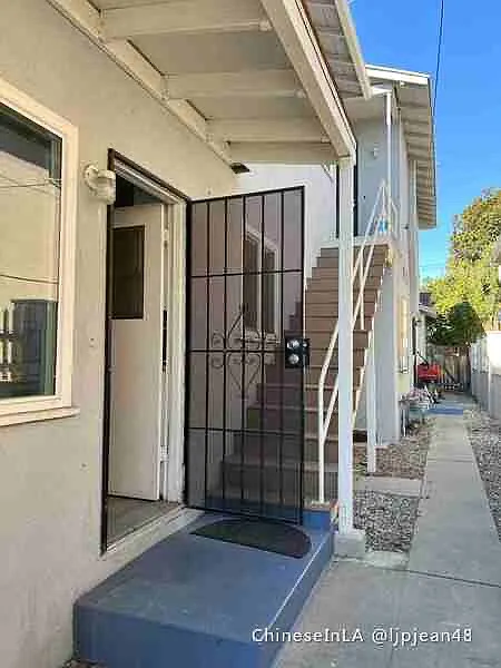 1 bed, 550 sqft, $1,900 — Photo 2