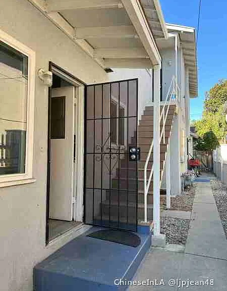 14312 Roscoe Blvd #3 — Photo 2