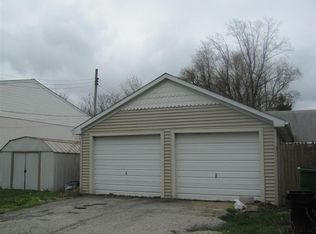 703 E Goldsborough St, Crown Point, IN 46307