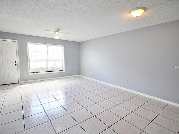3rd image of 3283 Oak Lake Pl #270