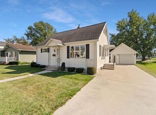 1815 Illinois Ave, NEW HOLSTEIN, WI 53061