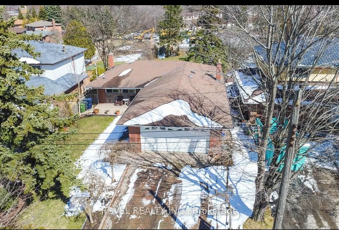3 bed, $2,850 — Photo 2