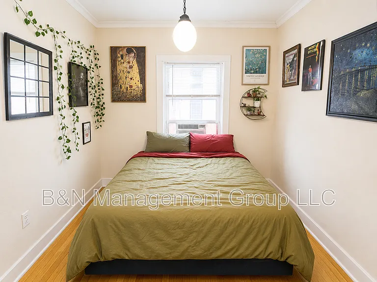 1065 W Dakin St #2 — Photo 11