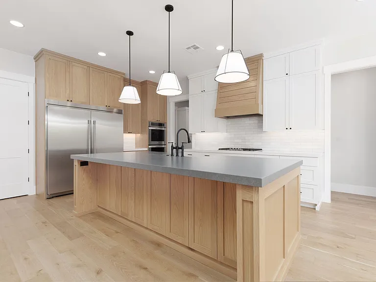 1621 W Approach Ln — Photo 19