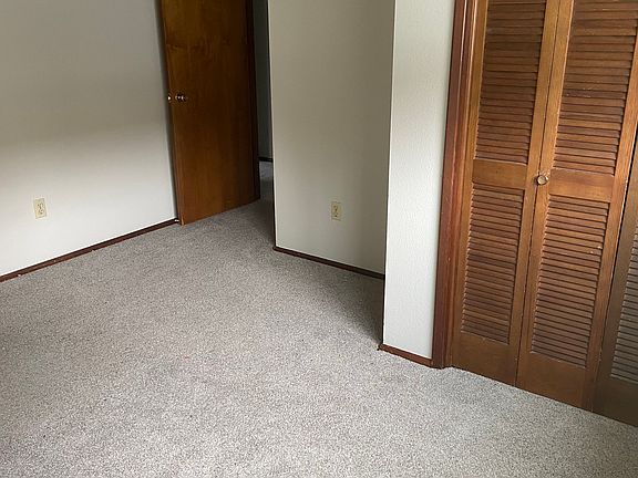 4th image of 1422 Rainier Dr Unit 10