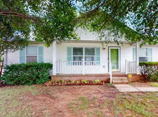 2817 Nat Hoosier Ln, Clarksville, TN 37040