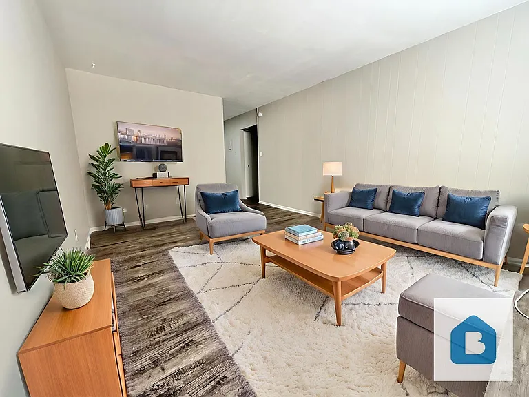 3635 Michigan Ave. — Photo 10