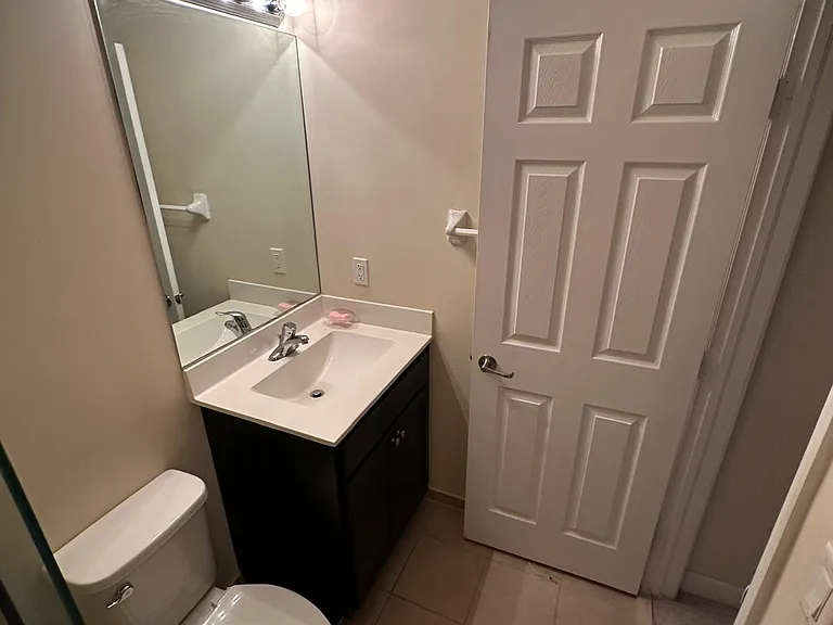 2819 SE 1st Dr #5 — Photo 28