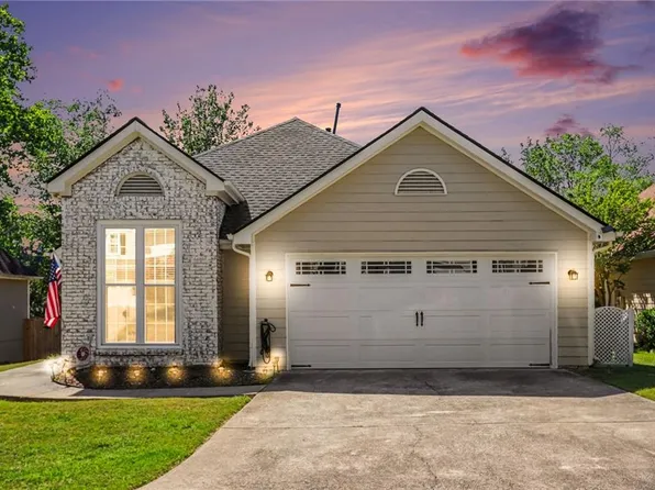 1360 Millstone Dr, Alpharetta, GA 30004