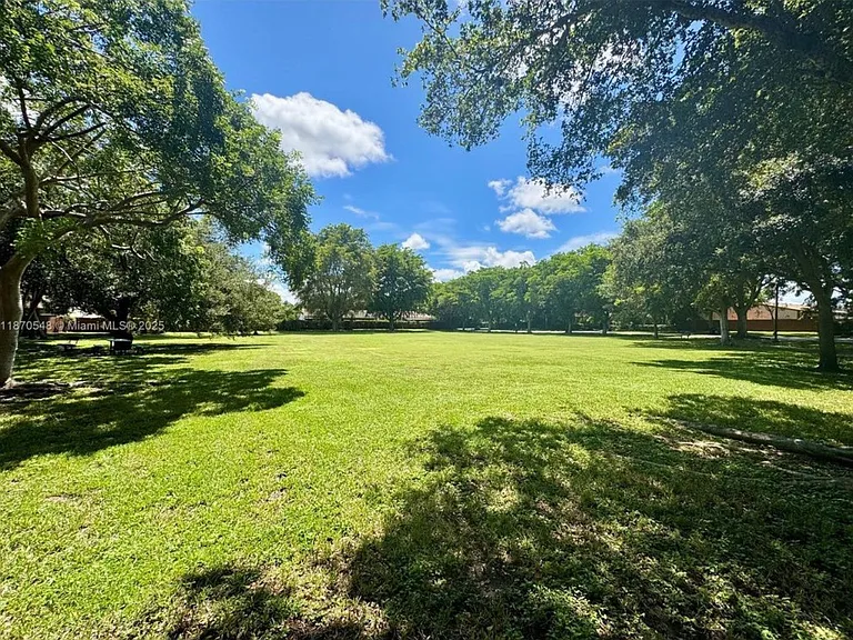 13560 SW 102nd Ln — Photo 33