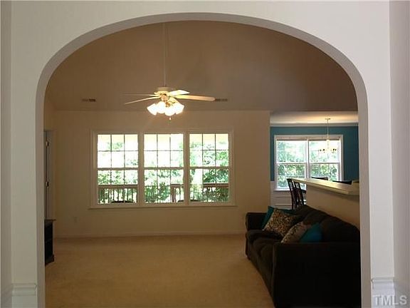 2nd image of 2417 Summit Dr