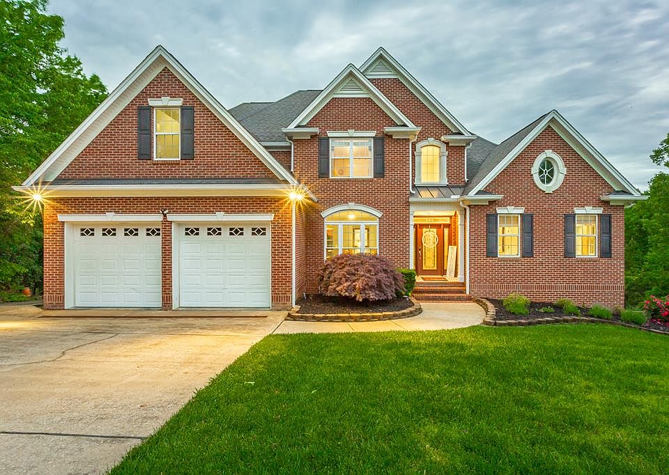 1st image of 2609 Winter Garden Dr