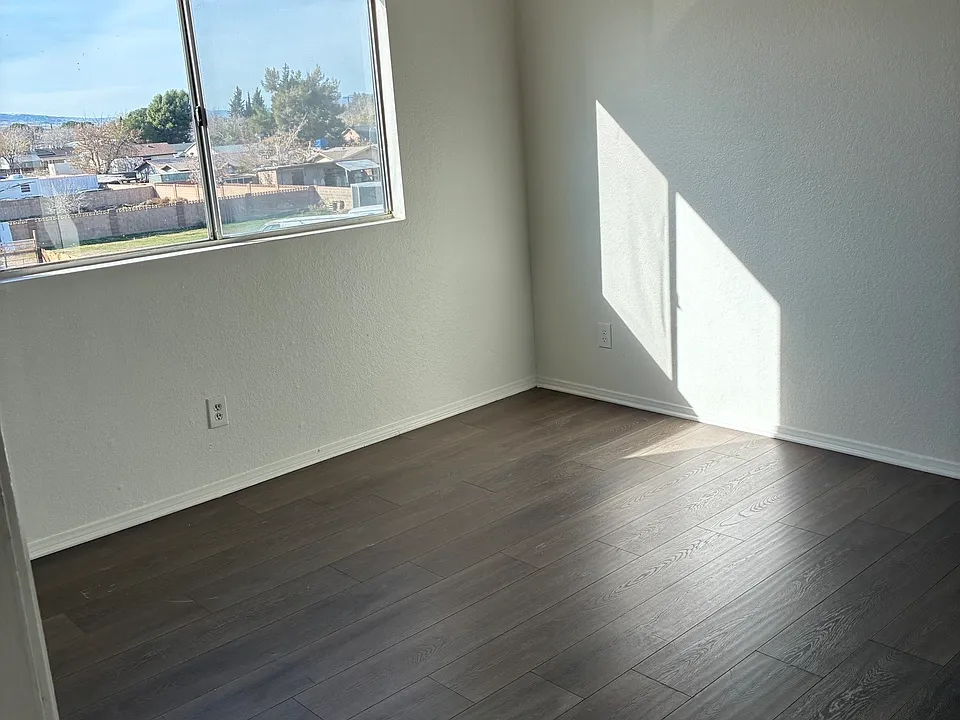 5041 W Avenue L14 #15