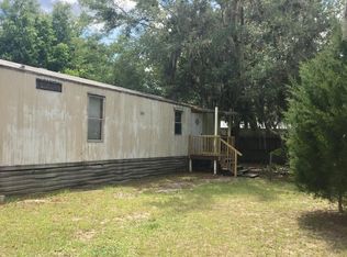 311 Dawn Ave, Interlachen, FL 32148