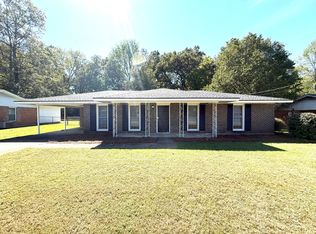 215 Ross Rd, Wetumpka, AL 36092