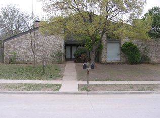 2720 Townbluff Dr, Plano, TX 75075