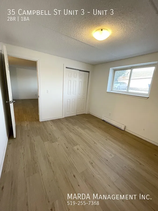 Renovated 2 Bed/1 Bath Apt In Chatham + Hydro!! — Photo 2